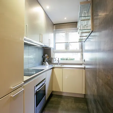 Miramar Apartment By People Rentals